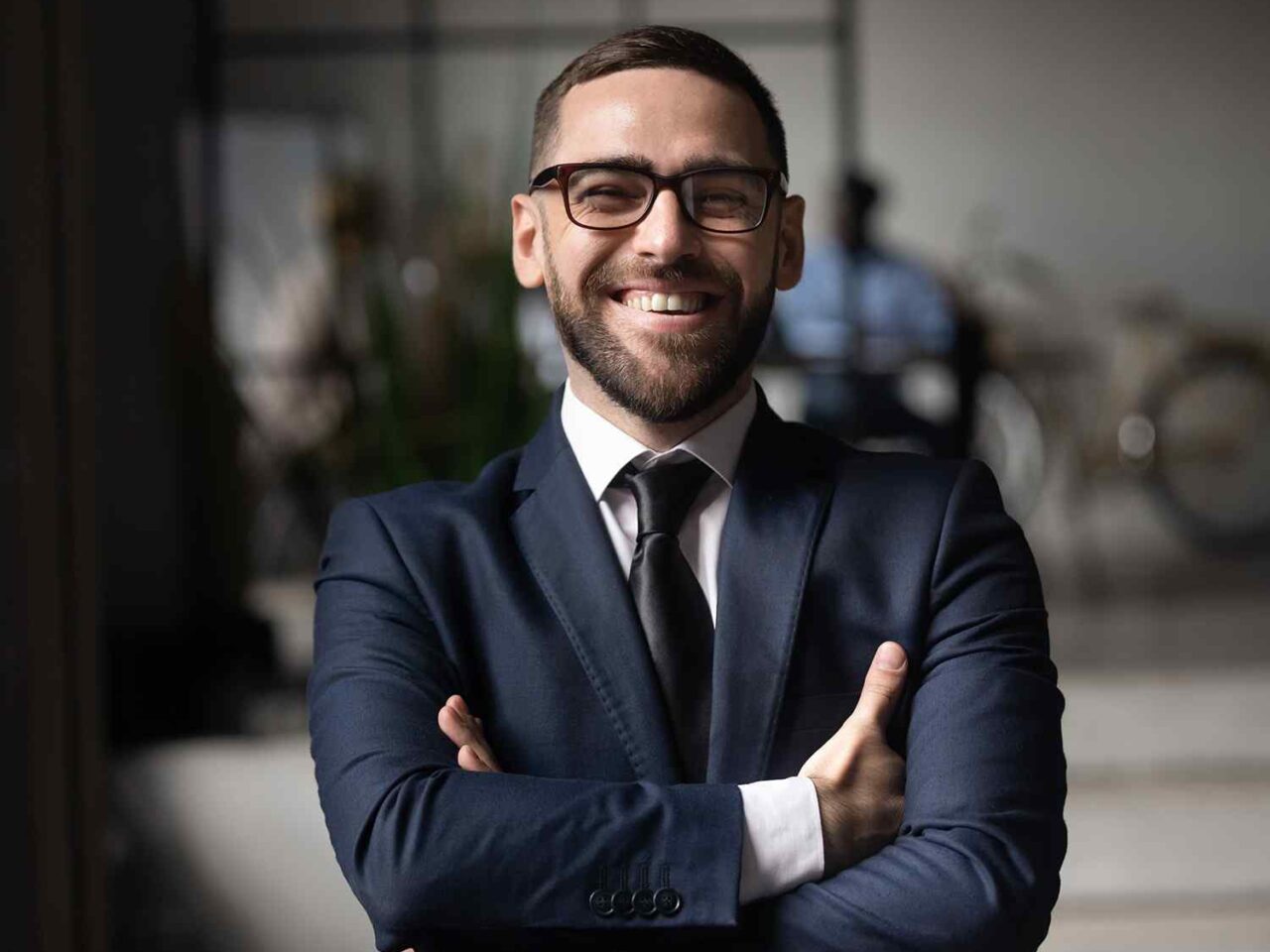 https://credleaf.in/wp-content/uploads/2019/02/team_02-1280x960.jpg